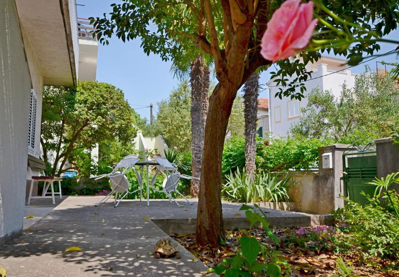 Apartments Miroslava Vodice Exteriör bild